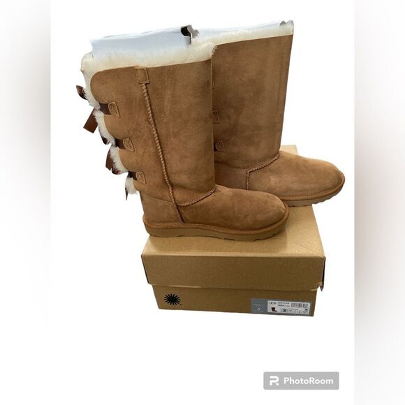 NWT UGG Unisex-Child Bailey Bow Tall Ii Boot SIZE 3 - Picture 3 of 7